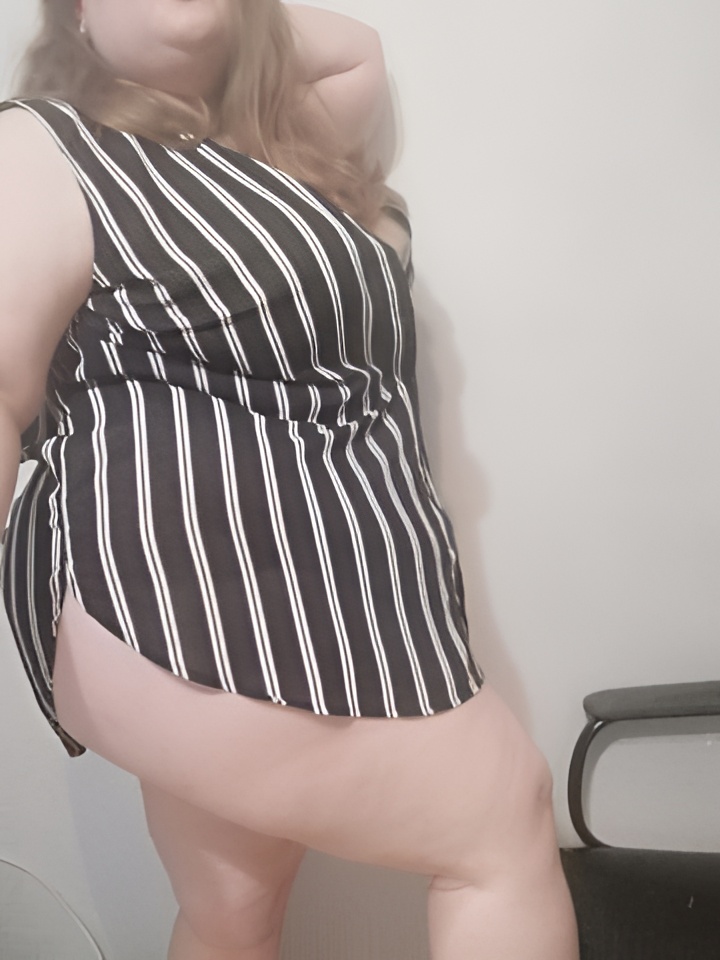 Анюта привлекальеная девушка из Каменск-шахтинский цена от 2500 руб