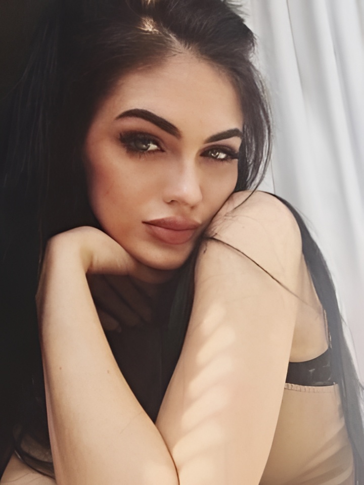 Индивидуалка Нелли, доступна для личного знакомства от 2000 руб