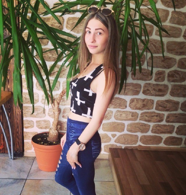 Вероника привлекальеная девушка из Каменск-шахтинский цена от 3000 руб