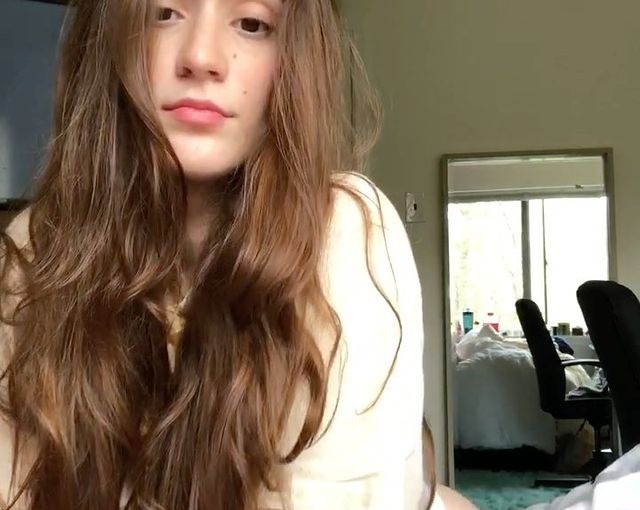 Ольга привлекальеная девушка из Каменск-шахтинский цена от 5000 руб