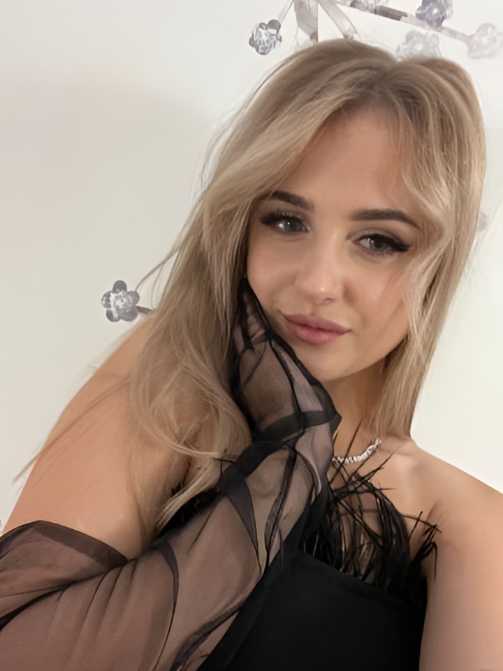 Индивидуалка Оксана, доступна для личного знакомства от 2000 руб