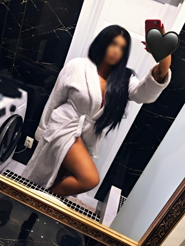 Каролина привлекательная девушка из Каменск-шахтинский цена от 2000 руб