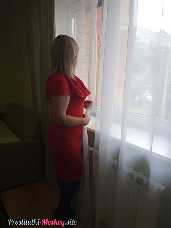 Надежда привлекательная девушка из Каменск-шахтинский цена от 10000 руб